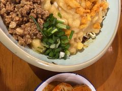 -爆炸头阿姨小四川正宗川味小吃(无任何分店)