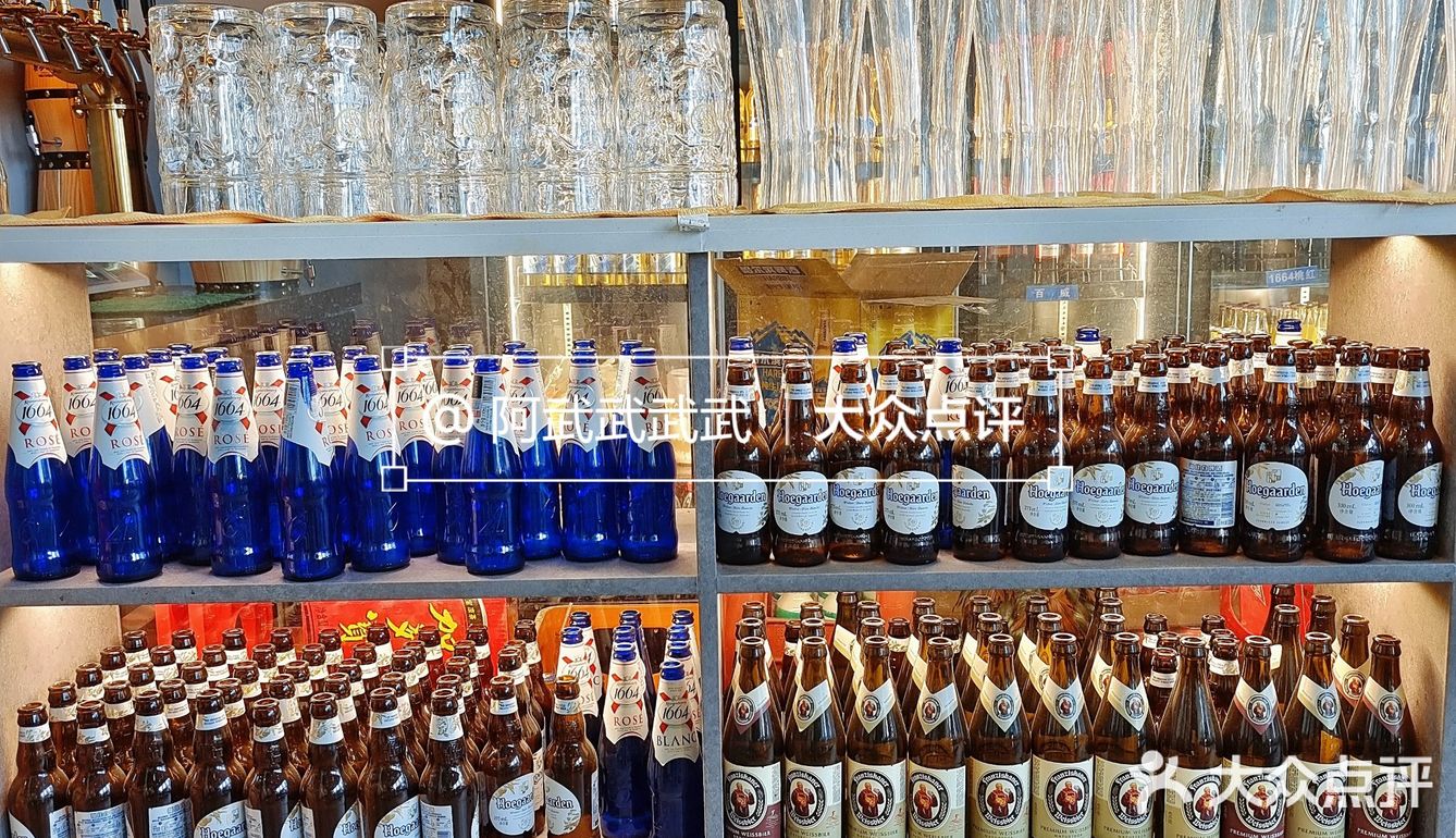 成都的夏天是不是快来了呀[害羞]和朋友喝酒吃小龙虾的宝藏天台