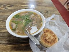 -春雨羊汤店(广开四马路总店)