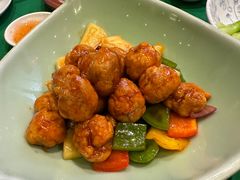 凤梨咕噜肉-誉八仙粤菜(万象天地店)