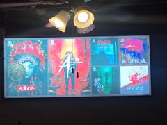 -荒岛实景沉浸密室(江汉路1店)