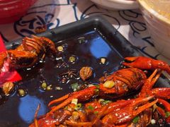 -松哥油焖大虾.小龙虾.黑鸭煲(海岸城店)