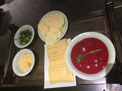 -红九格老火锅(三峡广场店)