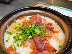 一级腊味煲仔饭-润泽园椰子鸡(汇一城店)