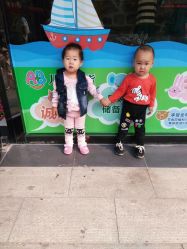 -A+B童品流行馆(中心店)