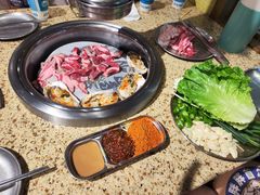 -姜胖胖韩式自助烤肉(光明万达店)