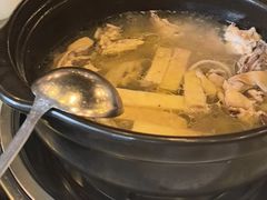 -烹然四季椰子鸡火锅(团结湖总店)