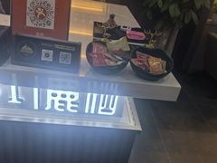 -维也纳酒店(深圳横岗塘坑地铁站店)
