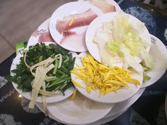 -桥香园云南过桥米线(金马碧鸡店)