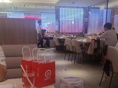 -海底捞火锅(杭州庆春路夜宵主题店)