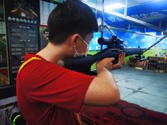-都市枪神实弹射击俱乐部