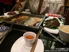 -百年川椒重庆老火锅(光谷店)