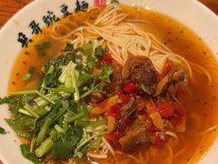 -兵哥豌豆面(雅颂居店)