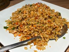 三文鱼蟹籽炒饭-满田家大排档(朝阳店)