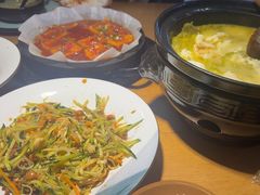 -九锅一堂酸菜鱼(学府凯德店)