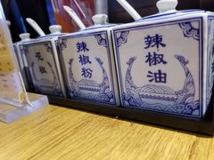 -鑫花溪牛肉米粉(人民广场店)