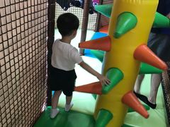 -蒙特利亲子乐园