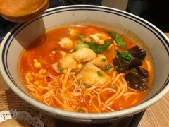 -刀小蛮半只鸡过桥米线(家乐福四元桥店)