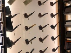 -LaClub雪茄店(上海浦东香格里拉店)