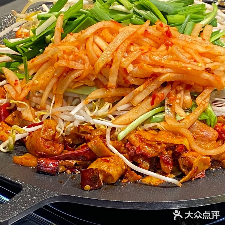 延吉·东村 | 谁还没带饭搭子来吃牛肠锅？！