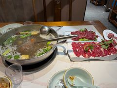 -乡土黄·鲜牛肉火锅·小龙虾(兴业街店)