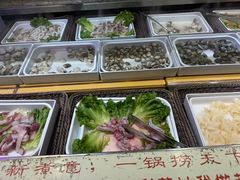 -尚品海鲜肥牛自助火锅(湖明店)