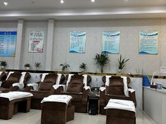 -创新足专业修脚(龙荷路店)