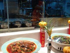 -有红鸡毛店·川菜(建设路店)