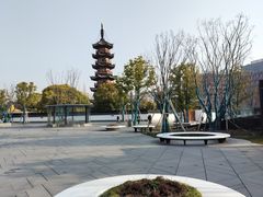 -龙华寺