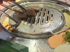 -哈哈碳都·牛肋条无限自助烤肉(台江万达店)
