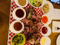 -疯克大象美式烤肉餐厅