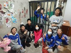 -BlueGame深蓝密室逃脱真人NPC(京投港·长阳店)