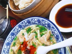 蟹黄馄饨-苏亦铭馄饨店(凤凰西街店)