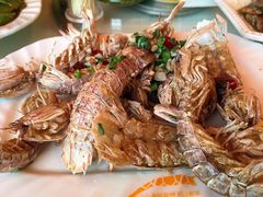 -沈家门海鲜夜排档(东港店)