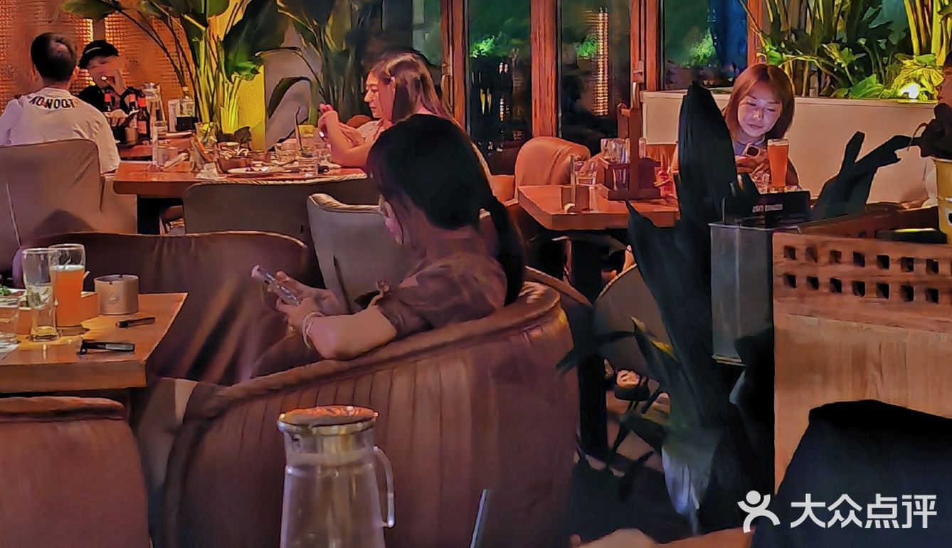 南门这家音乐餐酒吧‼️这周去了三次💃💃