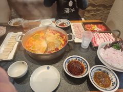 -滇牛云南火锅(桂林路店)