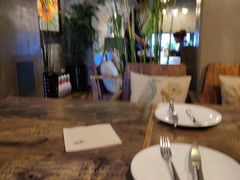 -HIGH FIVE哈福手工汉堡(桂林路店)