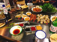 -马路牙子地桌烤肉(工体店)