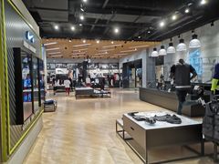 -NIKE品牌体验店(南京东路店)