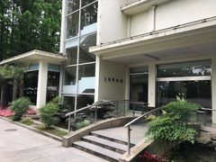 -上海怡沁园度假酒店