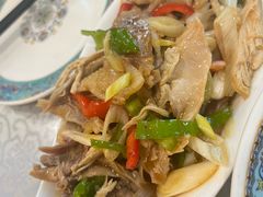 -汗腾格里·风味餐厅(新疆驻京办店)