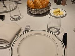 -Wolfgang’s Steakhouse 沃夫冈牛排馆(上海白玉兰广场店)