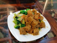 -溢香苑瓦罐(前进路店)