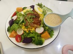 -丽莎沙拉轻食餐厅(国贸店)