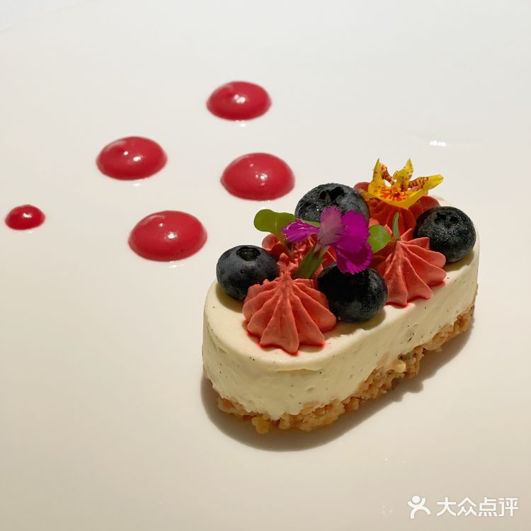 🌟天河蓝调浪漫约会法式西餐厅看过来👀