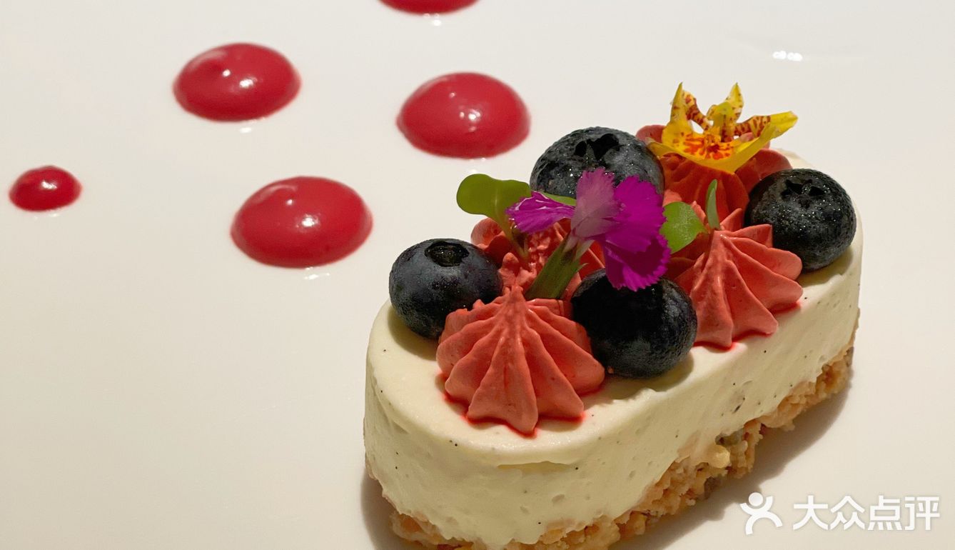 🌟天河蓝调浪漫约会法式西餐厅看过来👀