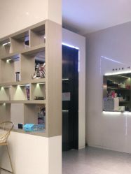 -HAIR HERE造型