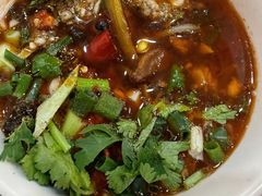 -乡土特色.冷锅鱼.牦牛肉汤锅