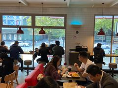 大堂-肯德基(杭州银江宾馆店)