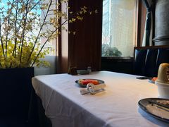 -八府香鸭·啫啫煲(华山路店)